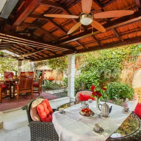 Duplex 3 With Garden And Garage Near To سبليت