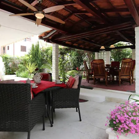 Duplex 3 With Garden And Garage Near To Apartment Split