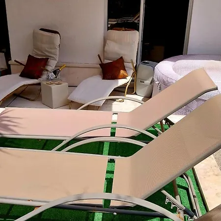 شقة Duplex 3 With Garden And Garage Near To *